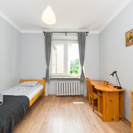 3-Bedroom Flat In City Center P4You Pl Краков Экстерьер фото