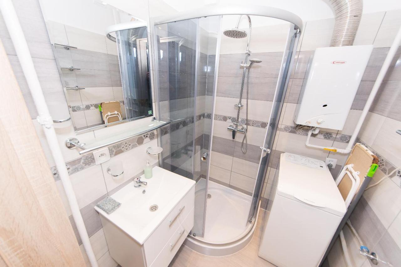 3-Bedroom Flat In City Center P4You Pl Краков Экстерьер фото